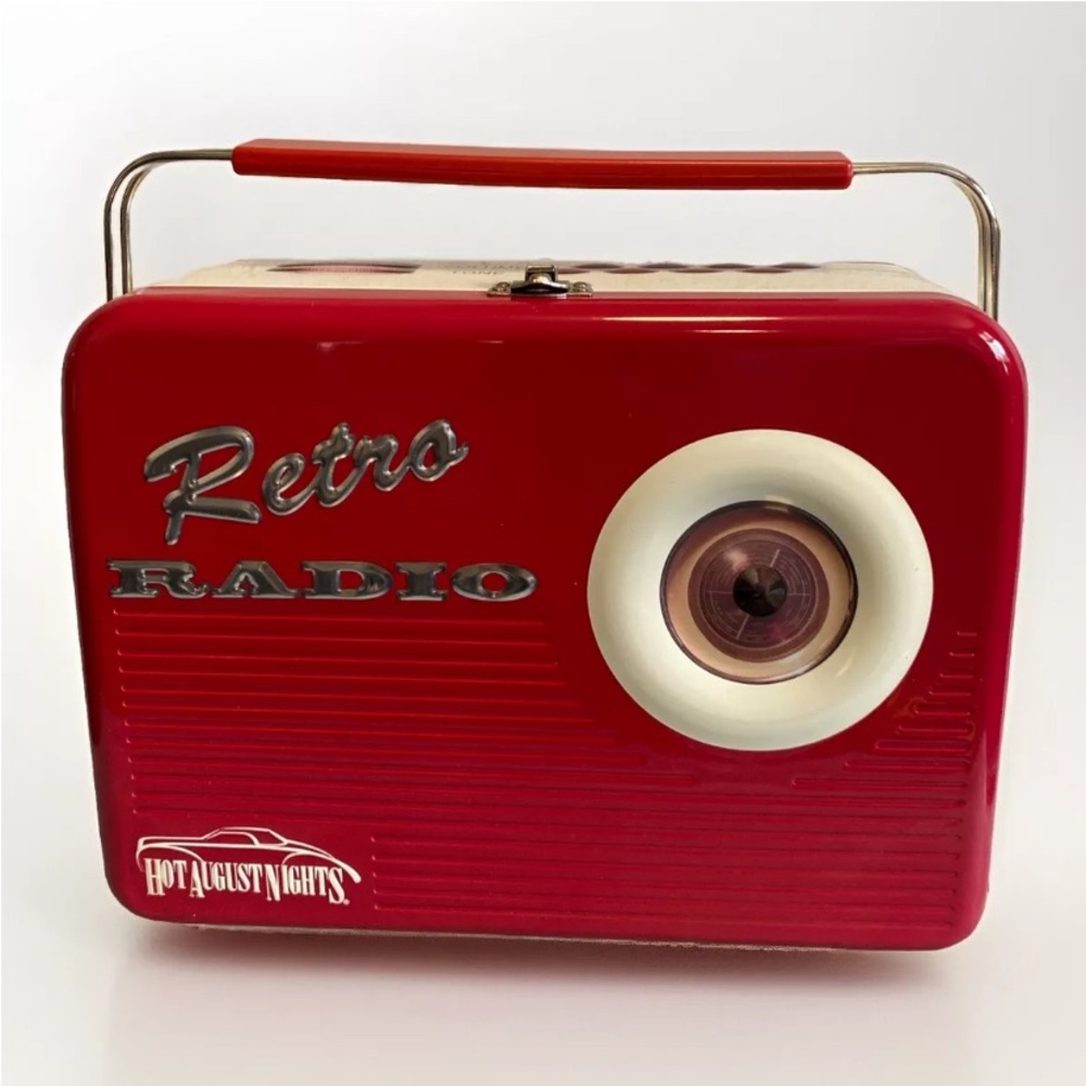Vintage Retro Radio Red Collectible Tin Lunch Box. New Hot August Nights. Nice!￼